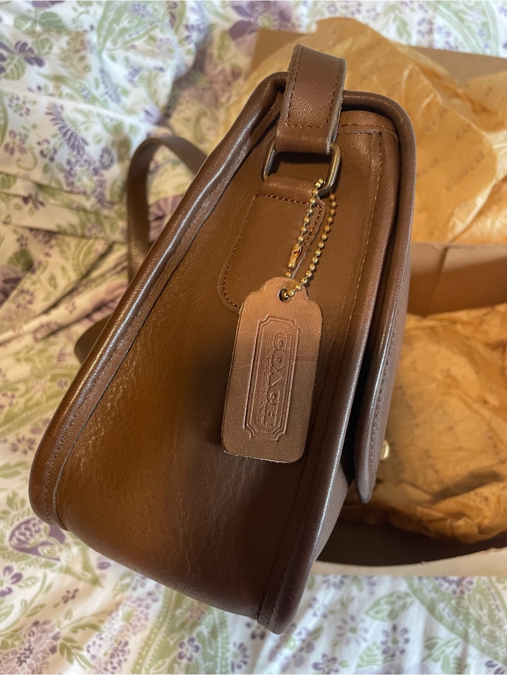 Vintage Coach City Bag in Tabac - Picture 12 of 12